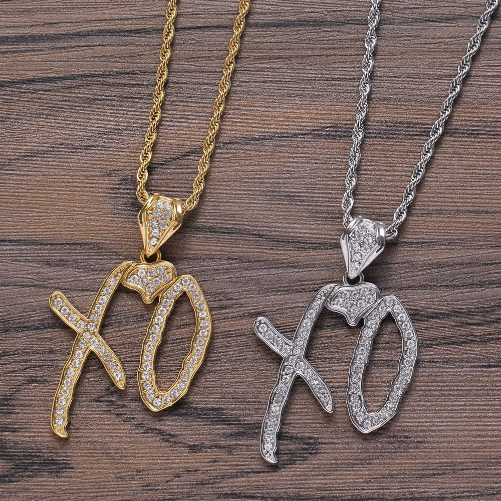 XO necklace