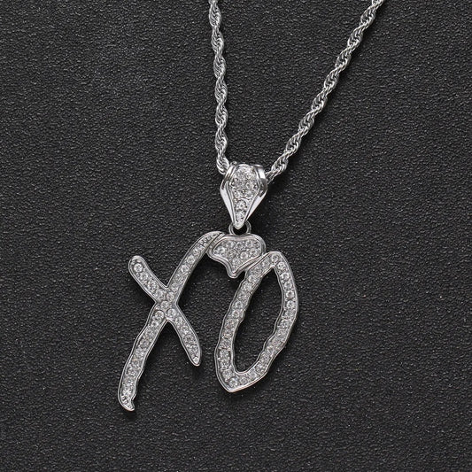 XO necklace